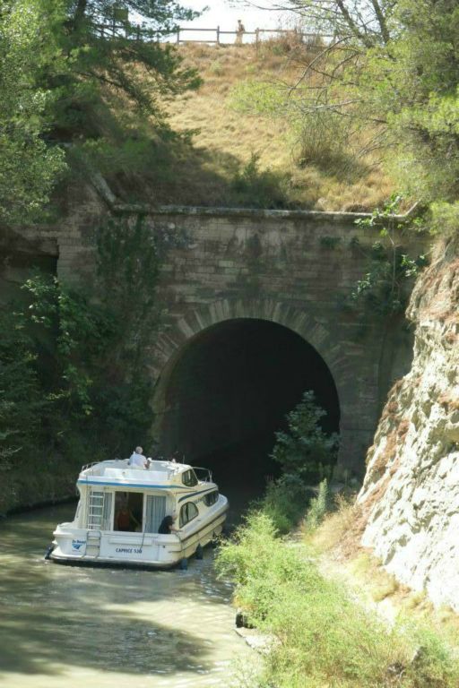 Le tunnel de Malpas (long de 170m) vu de l'autre côté